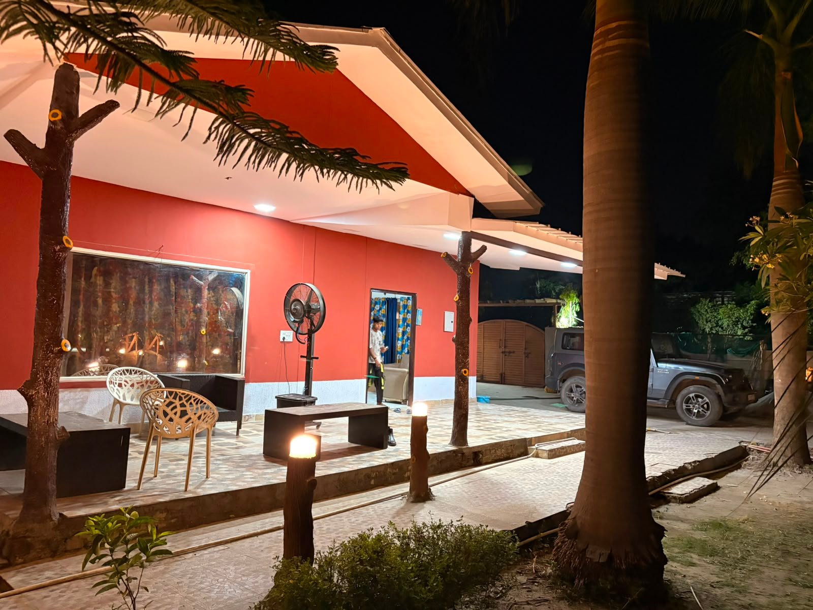 Weekend stay near Noida